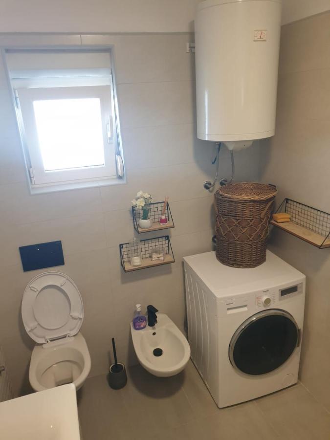 House Aurora Apartment Бибине Екстериор снимка
