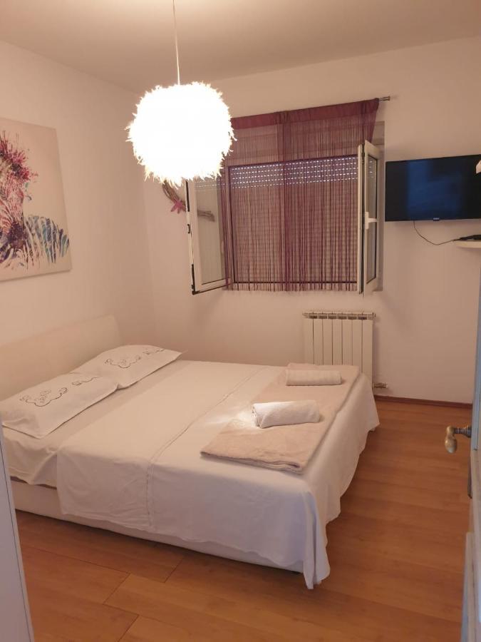 House Aurora Apartment Бибине Екстериор снимка